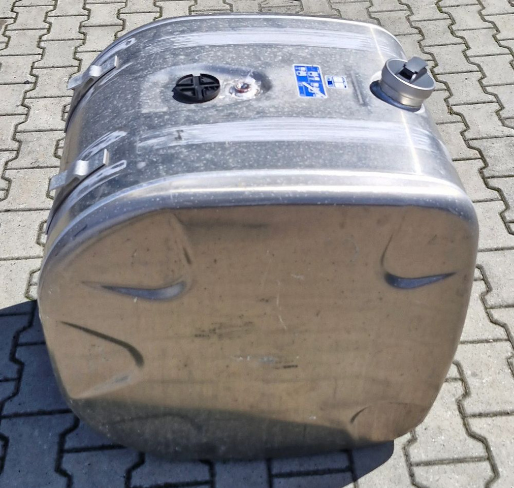 SCANIA R S ZBIORNIK PALIWA 200L NOWY - 연료 시스템 : 사진 4 SCANIA R S ZBIORNIK PALIWA 200L NOWY - 연료 시스템 : 사진 4