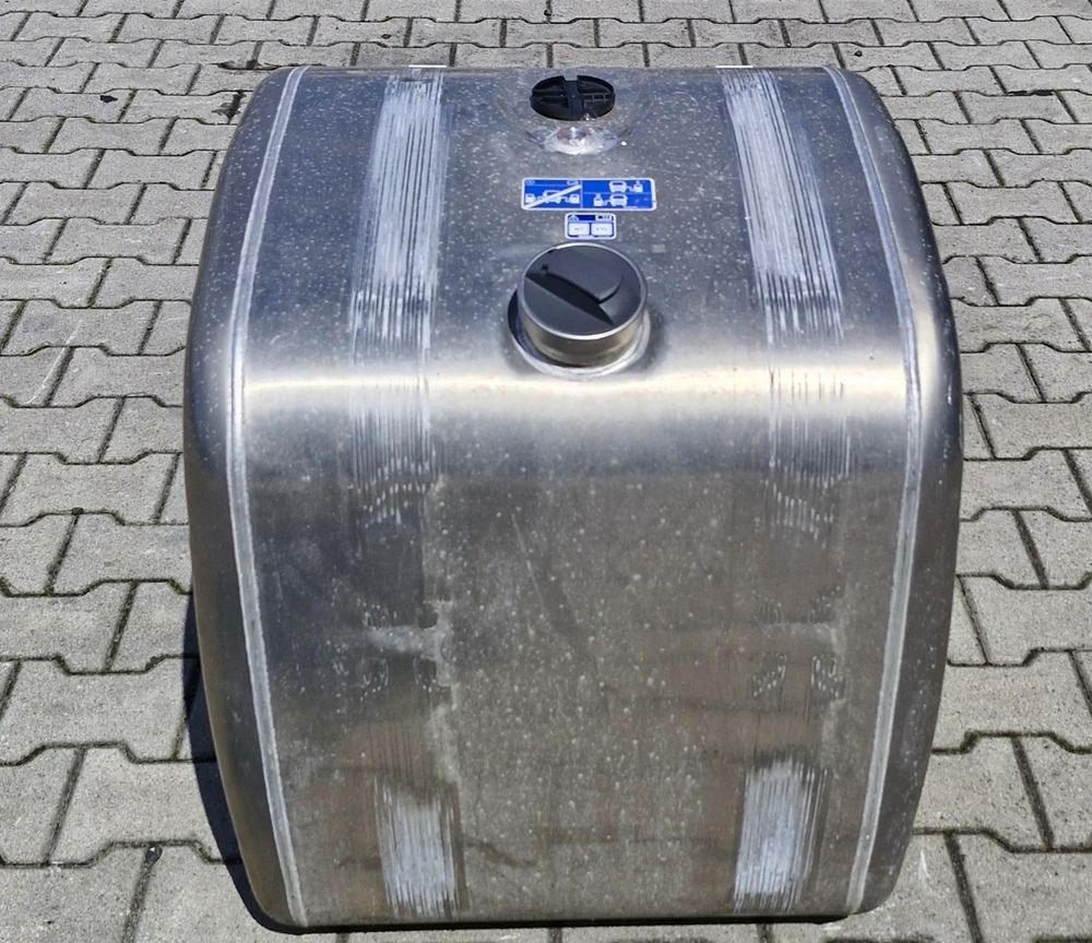 SCANIA R S ZBIORNIK PALIWA 200L NOWY - 연료 시스템 : 사진 1 SCANIA R S ZBIORNIK PALIWA 200L NOWY - 연료 시스템 : 사진 1