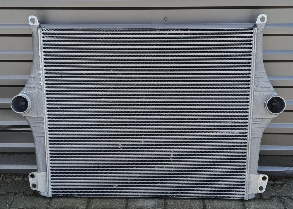 Scania S CHŁODNICA POWIETRZA INTERCOOLER 2433151 - 냉각 시스템 : 사진 2 Scania S CHŁODNICA POWIETRZA INTERCOOLER 2433151 - 냉각 시스템 : 사진 2