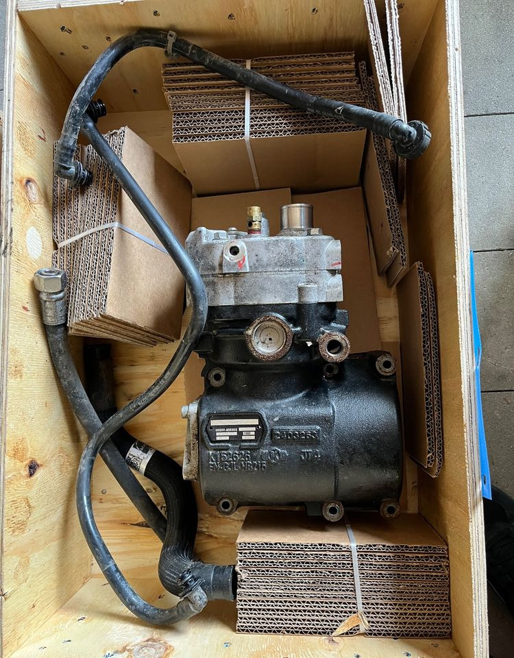 Sprężarka powietrza MAN TGX TGS euro 6 kompresor D26 - 에어컨 트럭 용 : 사진 1 Sprężarka powietrza MAN TGX TGS euro 6 kompresor D26 - 에어컨 트럭 용 : 사진 1