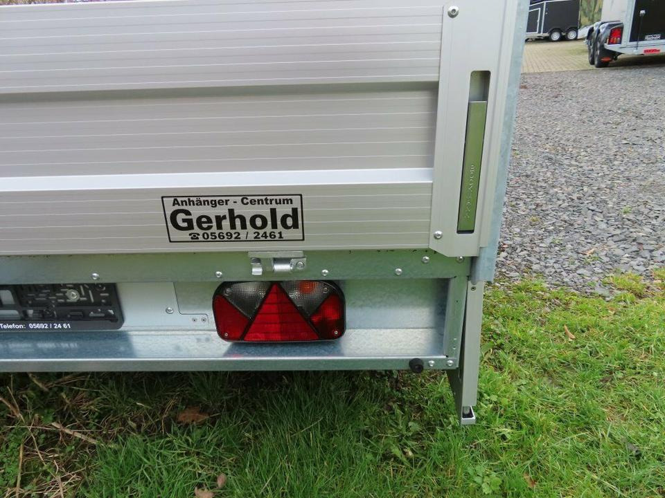 Böckmann PKW-Anhänger, 2,7 to. HL-AL 3718/27 F, Hochlader - 드롭사이드/ 플랫베드 트레일러 : 사진 5 Böckmann PKW-Anhänger, 2,7 to. HL-AL 3718/27 F, Hochlader - 드롭사이드/ 플랫베드 트레일러 : 사진 5