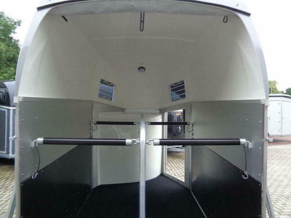 Böckmann Pferdeanhänger Champion Esprit, Aluboden, SaKa. - 말 트레일러 : 사진 4 Böckmann Pferdeanhänger Champion Esprit, Aluboden, SaKa. - 말 트레일러 : 사진 4