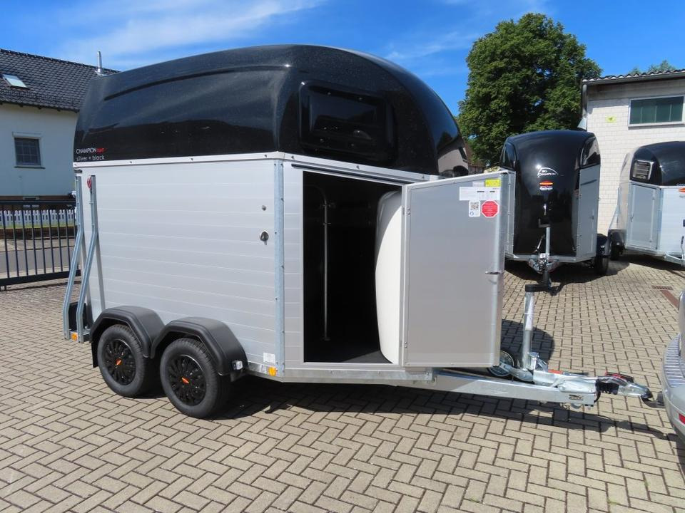 Böckmann Pferdeanhänger Champion Esprit Flügeltür Sattelkammer - 말 트레일러 : 사진 2 Böckmann Pferdeanhänger Champion Esprit Flügeltür Sattelkammer - 말 트레일러 : 사진 2