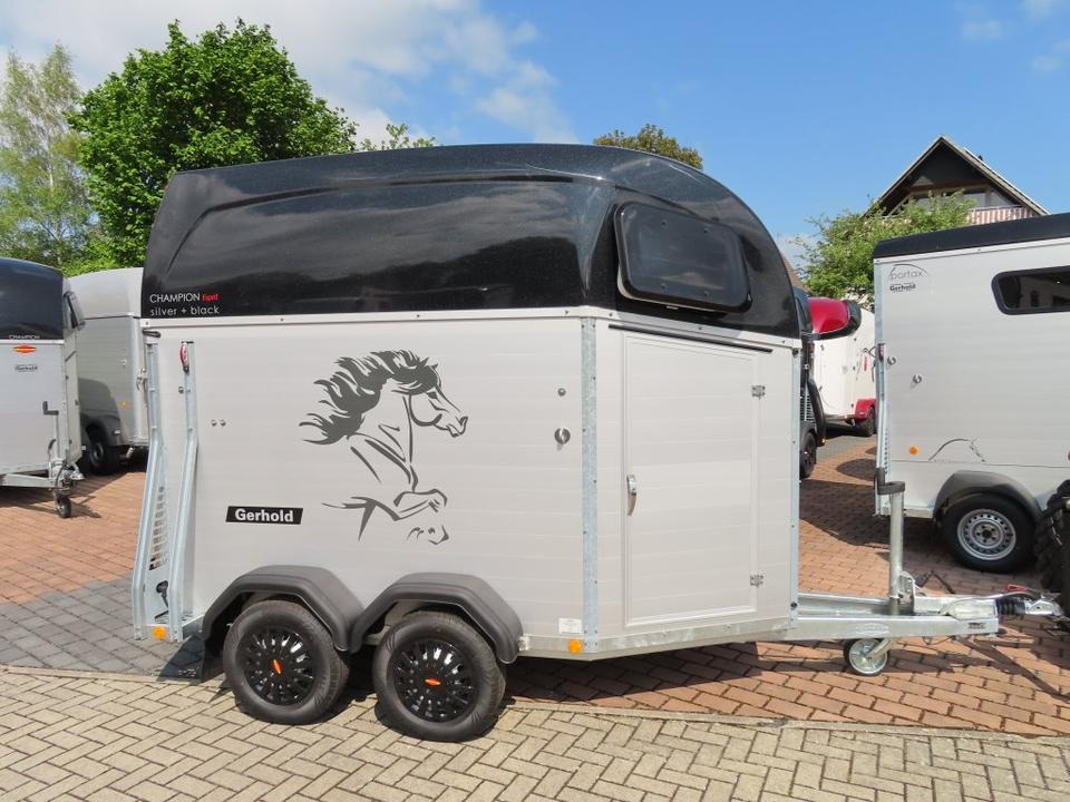 Böckmann Pferdeanhänger Champion Esprit ISY Sattelkammer 100km/h - 말 트레일러 : 사진 2 Böckmann Pferdeanhänger Champion Esprit ISY Sattelkammer 100km/h - 말 트레일러 : 사진 2