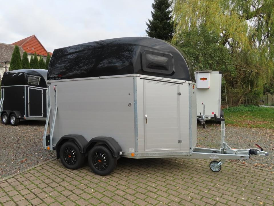 Böckmann Pferdeanhänger, Champion, Esprit, Sattelkammer, 100 km/h - 말 트레일러 : 사진 2 Böckmann Pferdeanhänger, Champion, Esprit, Sattelkammer, 100 km/h - 말 트레일러 : 사진 2