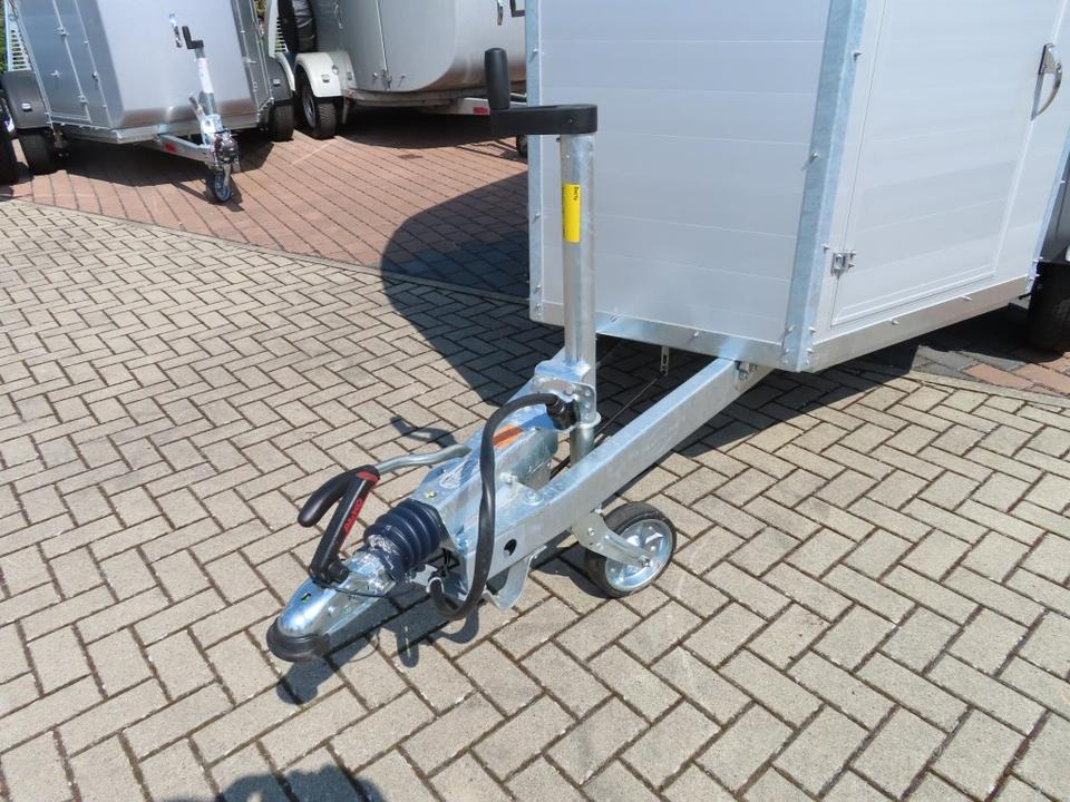 Böckmann Pferdeanhänger Champion Esprit Sattelkammer 100km/h - 말 트레일러 : 사진 5 Böckmann Pferdeanhänger Champion Esprit Sattelkammer 100km/h - 말 트레일러 : 사진 5