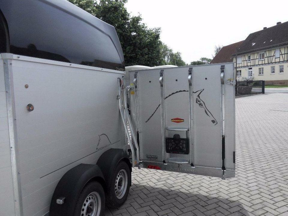 말 트레일러 Böckmann Pferdeanhänger Champion R, Flügeltürkombi : 사진 10 말 트레일러 Böckmann Pferdeanhänger Champion R, Flügeltürkombi : 사진 10