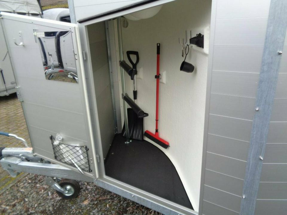 Böckmann Pferdeanhänger zu VERMIETEN Leihanhänger ab 55€/Tag - 말 트레일러 : 사진 2 Böckmann Pferdeanhänger zu VERMIETEN Leihanhänger ab 55€/Tag - 말 트레일러 : 사진 2