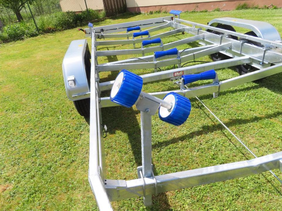 Böckmann TPV, PKW Anhänger, Bootstrailer, 3,5 to. Winde, 100 km/h - 보트 트레일러 : 사진 5 Böckmann TPV, PKW Anhänger, Bootstrailer, 3,5 to. Winde, 100 km/h - 보트 트레일러 : 사진 5