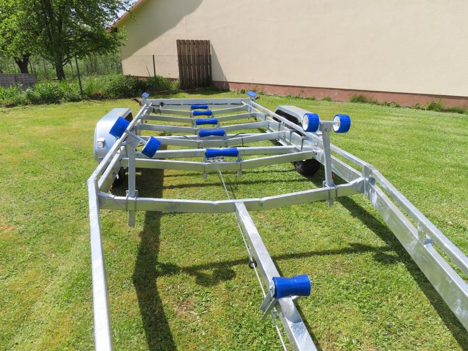 Böckmann TPV, PKW Anhänger, Bootstrailer, 3,5 to. Winde, 100 km/h - 보트 트레일러 : 사진 2 Böckmann TPV, PKW Anhänger, Bootstrailer, 3,5 to. Winde, 100 km/h - 보트 트레일러 : 사진 2