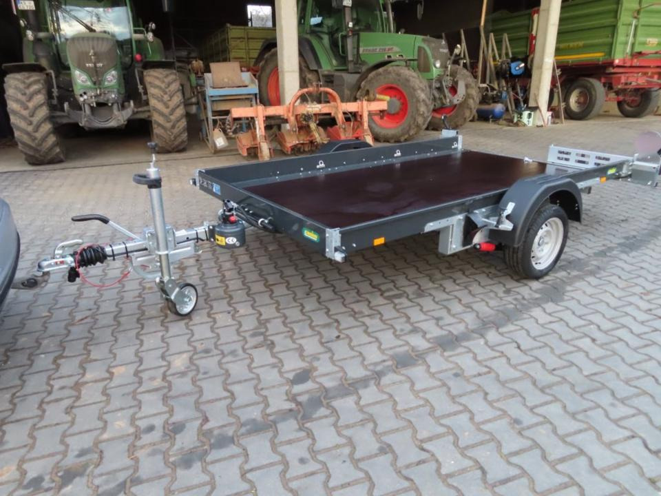 PKW Anhänger, Unsinn, Absenkanhänger UA 3118-18-13, 100 km/h - 자동차 트레일러 : 사진 2 PKW Anhänger, Unsinn, Absenkanhänger UA 3118-18-13, 100 km/h - 자동차 트레일러 : 사진 2