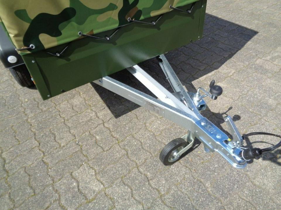 TPV PKW-Anhänger Plane und Spriegel 750 kg, Camouflage - 자동차 트레일러 : 사진 3 TPV PKW-Anhänger Plane und Spriegel 750 kg, Camouflage - 자동차 트레일러 : 사진 3