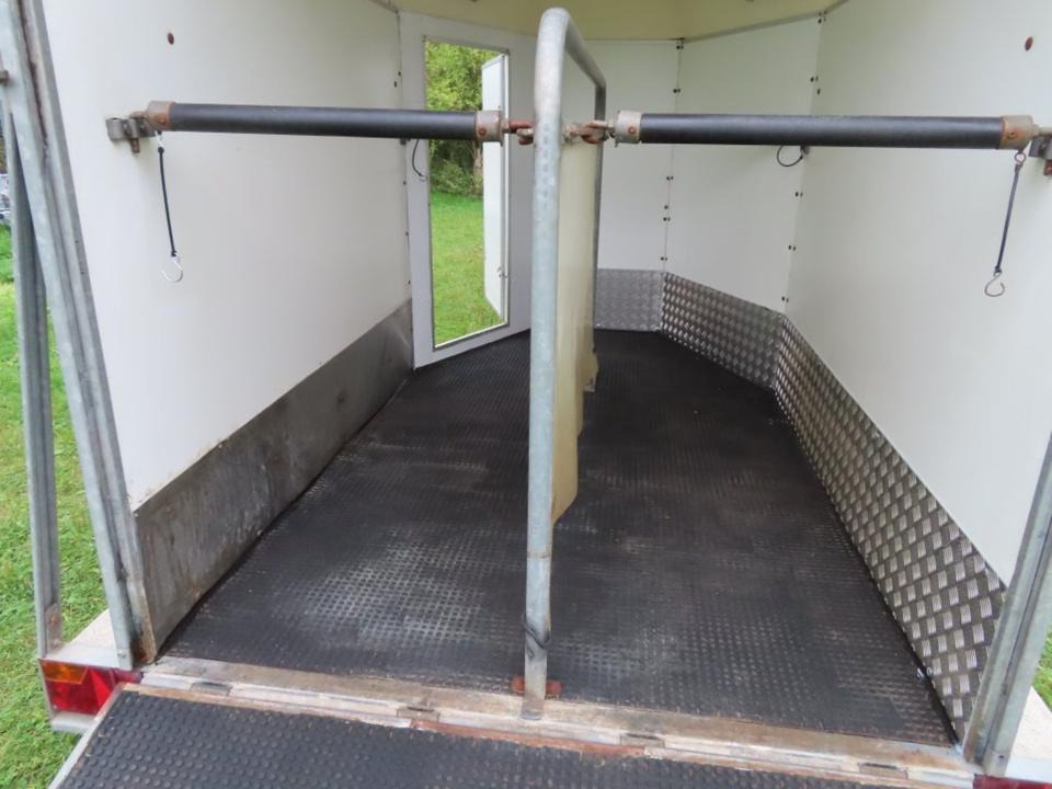 Vieh - Pferdeanhänger, PKW Anhänger, Henra, TÜV NEU - 말 트레일러 : 사진 5 Vieh - Pferdeanhänger, PKW Anhänger, Henra, TÜV NEU - 말 트레일러 : 사진 5
