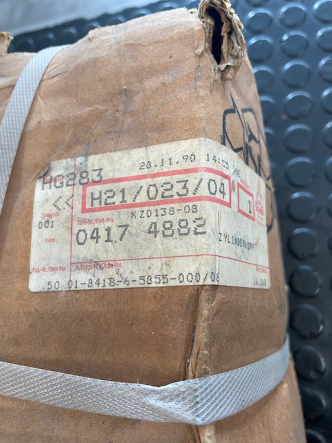 Deutz F2L1011 0417 4482/0417 6168 - 실린더 헤드 건설기계 용 : 사진 2 Deutz F2L1011 0417 4482/0417 6168 - 실린더 헤드 건설기계 용 : 사진 2