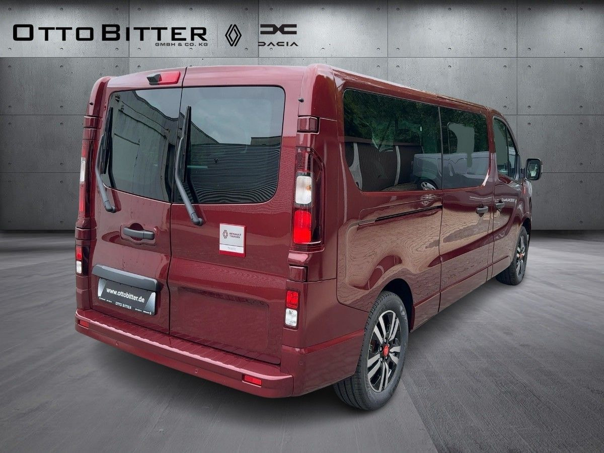 Renault Trafic Grand RED EDITION L2H1 dCi150 9-AUTOMATIK - 승합차 : 사진 4 Renault Trafic Grand RED EDITION L2H1 dCi150 9-AUTOMATIK - 승합차 : 사진 4