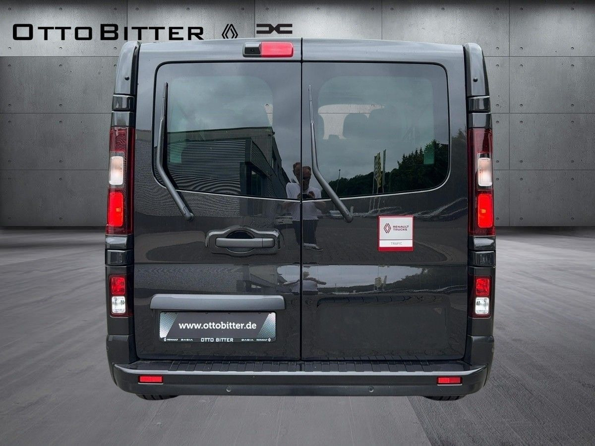 Renault Trafic Grand RED EDITION L2H1 dCi150 9-AUTOMATIK - 승합차 : 사진 3 Renault Trafic Grand RED EDITION L2H1 dCi150 9-AUTOMATIK - 승합차 : 사진 3
