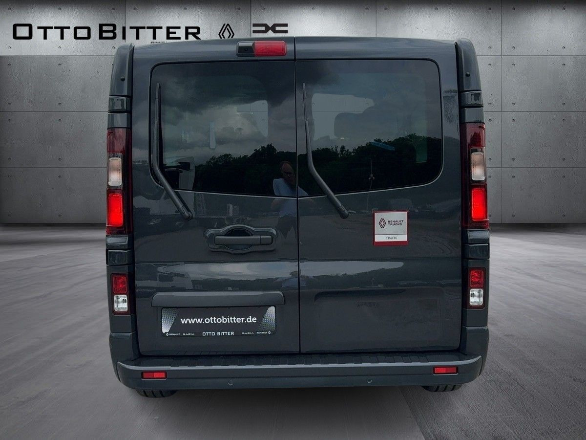 Renault Trafic Grand RED EDITION L2H1 dCi150 EDC 9-SITZE - 승합차 : 사진 3 Renault Trafic Grand RED EDITION L2H1 dCi150 EDC 9-SITZE - 승합차 : 사진 3