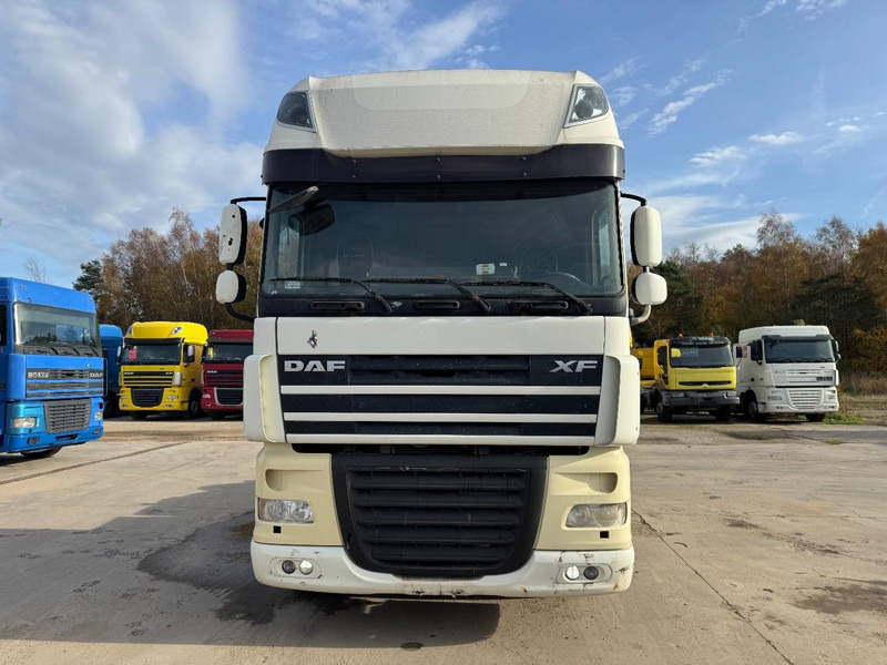 DAF 105 XF 460 Super Space Cab (MANUAL GEARBOX / BOITE MANUELLE) - 트랙터 유닛 : 사진 2 DAF 105 XF 460 Super Space Cab (MANUAL GEARBOX / BOITE MANUELLE) - 트랙터 유닛 : 사진 2