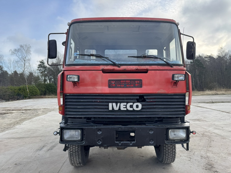 Iveco Magirus 180-23 (GRAND PONT / 4X4 / LAMES / POMPE MANUELLE) - 덤프트럭 : 사진 2 Iveco Magirus 180-23 (GRAND PONT / 4X4 / LAMES / POMPE MANUELLE) - 덤프트럭 : 사진 2