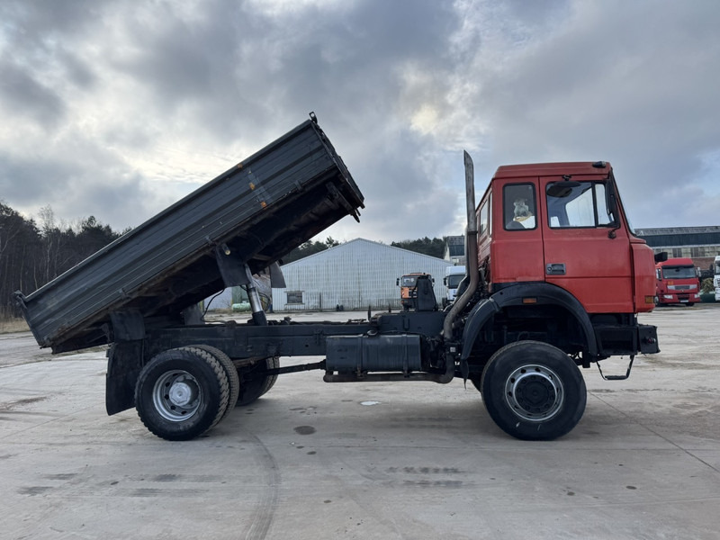 Iveco Magirus 180-23 (GRAND PONT / 4X4 / LAMES / POMPE MANUELLE) - 덤프트럭 : 사진 4 Iveco Magirus 180-23 (GRAND PONT / 4X4 / LAMES / POMPE MANUELLE) - 덤프트럭 : 사진 4