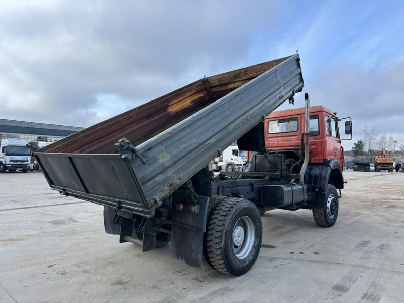 Iveco Magirus 180-23 (GRAND PONT / 4X4 / LAMES / POMPE MANUELLE) - 덤프트럭 : 사진 5 Iveco Magirus 180-23 (GRAND PONT / 4X4 / LAMES / POMPE MANUELLE) - 덤프트럭 : 사진 5