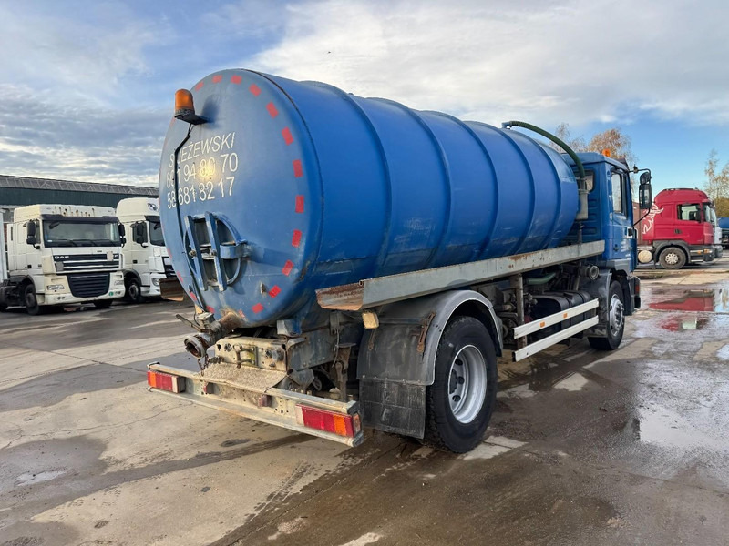 MAN 18.264 (12000 L / 6 CYLINDER / EURO 2 / MANUAL GEARBOX / BOITE MANUELLE) - 진공 흡입 트럭 : 사진 5 MAN 18.264 (12000 L / 6 CYLINDER / EURO 2 / MANUAL GEARBOX / BOITE MANUELLE) - 진공 흡입 트럭 : 사진 5