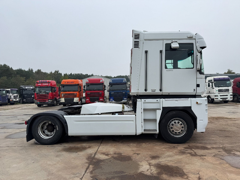 Renault Magnum 460 DXI (PERFECT CONDITION / PARFAIT ETAT) - 트랙터 유닛 : 사진 4 Renault Magnum 460 DXI (PERFECT CONDITION / PARFAIT ETAT) - 트랙터 유닛 : 사진 4
