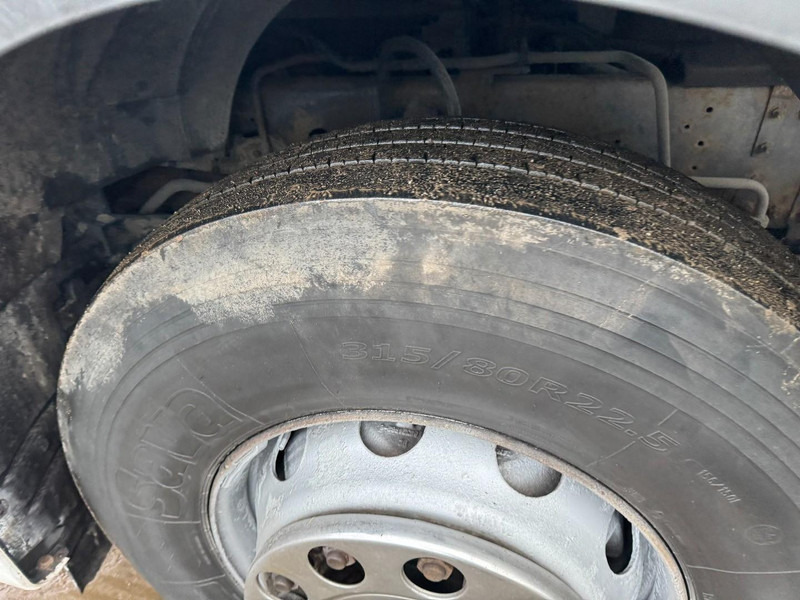 트랙터 유닛 Renault Premium 450 DXI (VERY NICE CONDITION / TRES BON ETAT) : 사진 10 트랙터 유닛 Renault Premium 450 DXI (VERY NICE CONDITION / TRES BON ETAT) : 사진 10