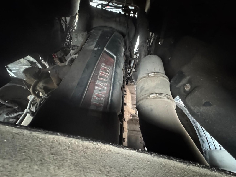 트랙터 유닛 Renault Premium 450 DXI (VERY NICE CONDITION / TRES BON ETAT) : 사진 16 트랙터 유닛 Renault Premium 450 DXI (VERY NICE CONDITION / TRES BON ETAT) : 사진 16