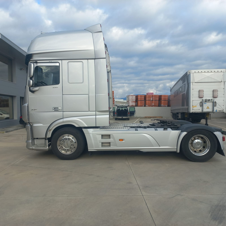 DAF XF530 - 트랙터 유닛 : 사진 2 DAF XF530 - 트랙터 유닛 : 사진 2