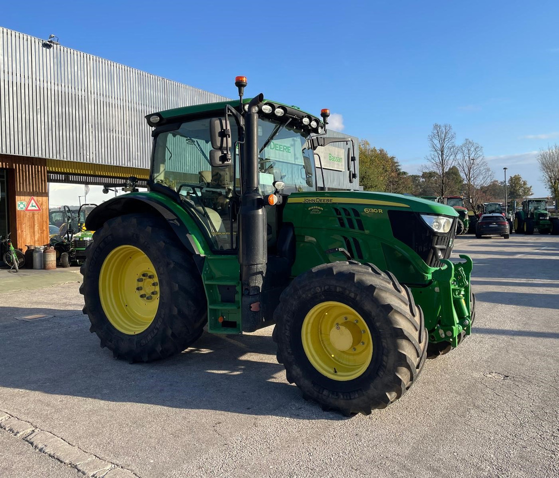 JOHN DEERE 6130 R - 장궤형 트랙터 : 사진 2 JOHN DEERE 6130 R - 장궤형 트랙터 : 사진 2