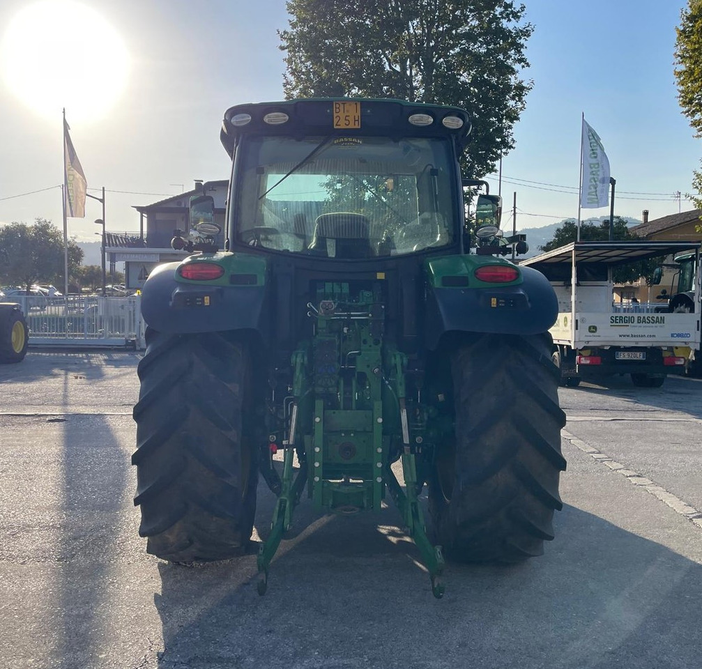JOHN DEERE 6130 R - 장궤형 트랙터 : 사진 3 JOHN DEERE 6130 R - 장궤형 트랙터 : 사진 3