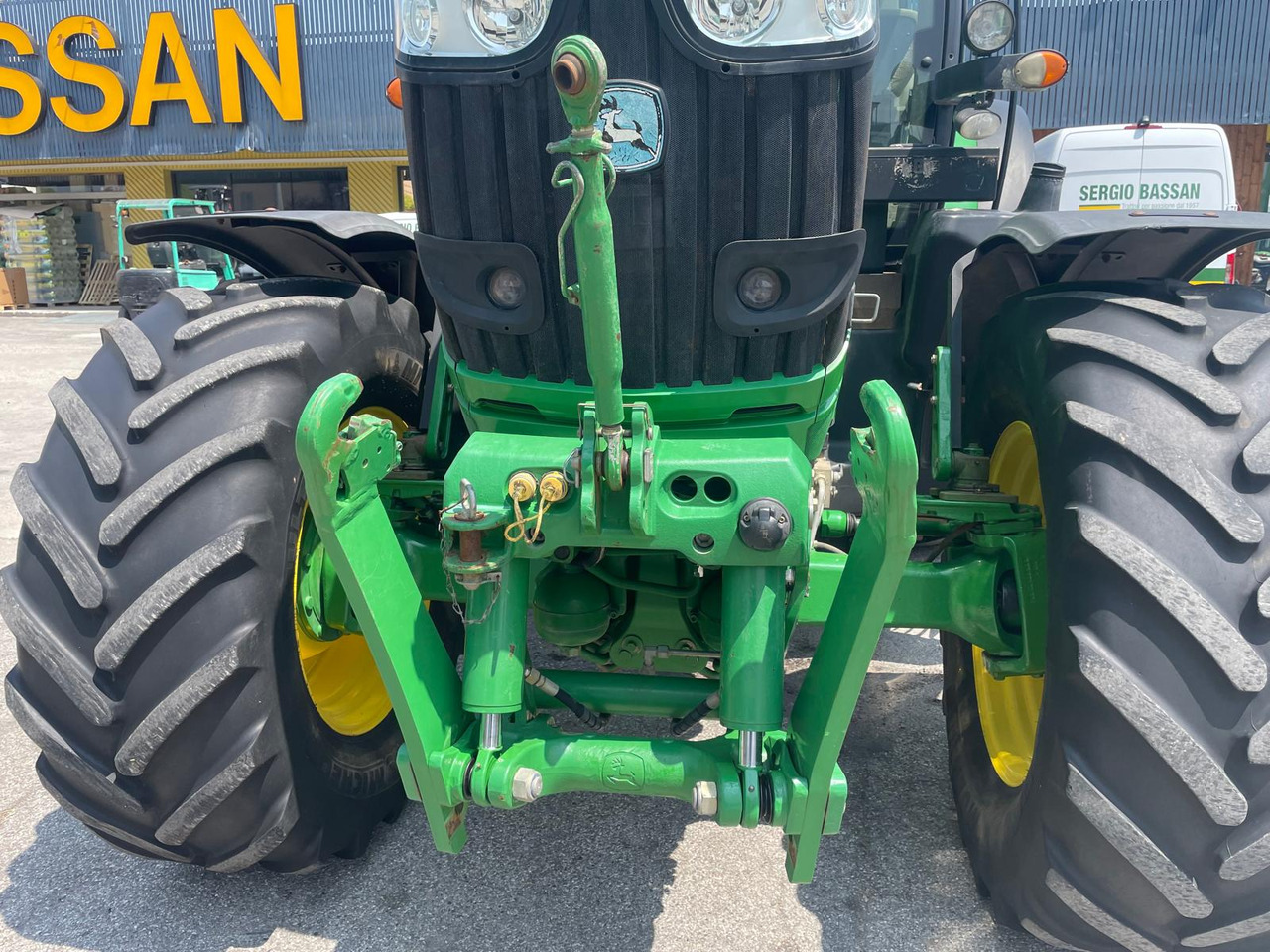 JOHN DEERE 6190 R - 장궤형 트랙터 : 사진 2 JOHN DEERE 6190 R - 장궤형 트랙터 : 사진 2