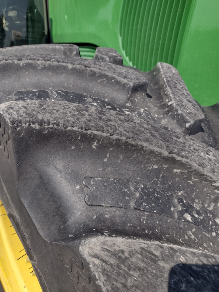 JOHN DEERE 6520 PREMIUM - 장궤형 트랙터 : 사진 4 JOHN DEERE 6520 PREMIUM - 장궤형 트랙터 : 사진 4