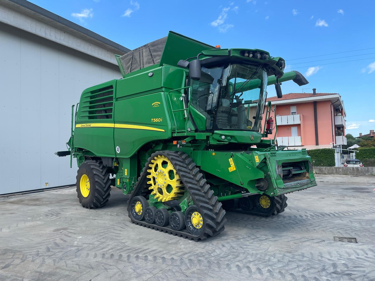 JOHN DEERE MIETITREBBIA T 560 - 목초수확기 : 사진 3 JOHN DEERE MIETITREBBIA T 560 - 목초수확기 : 사진 3