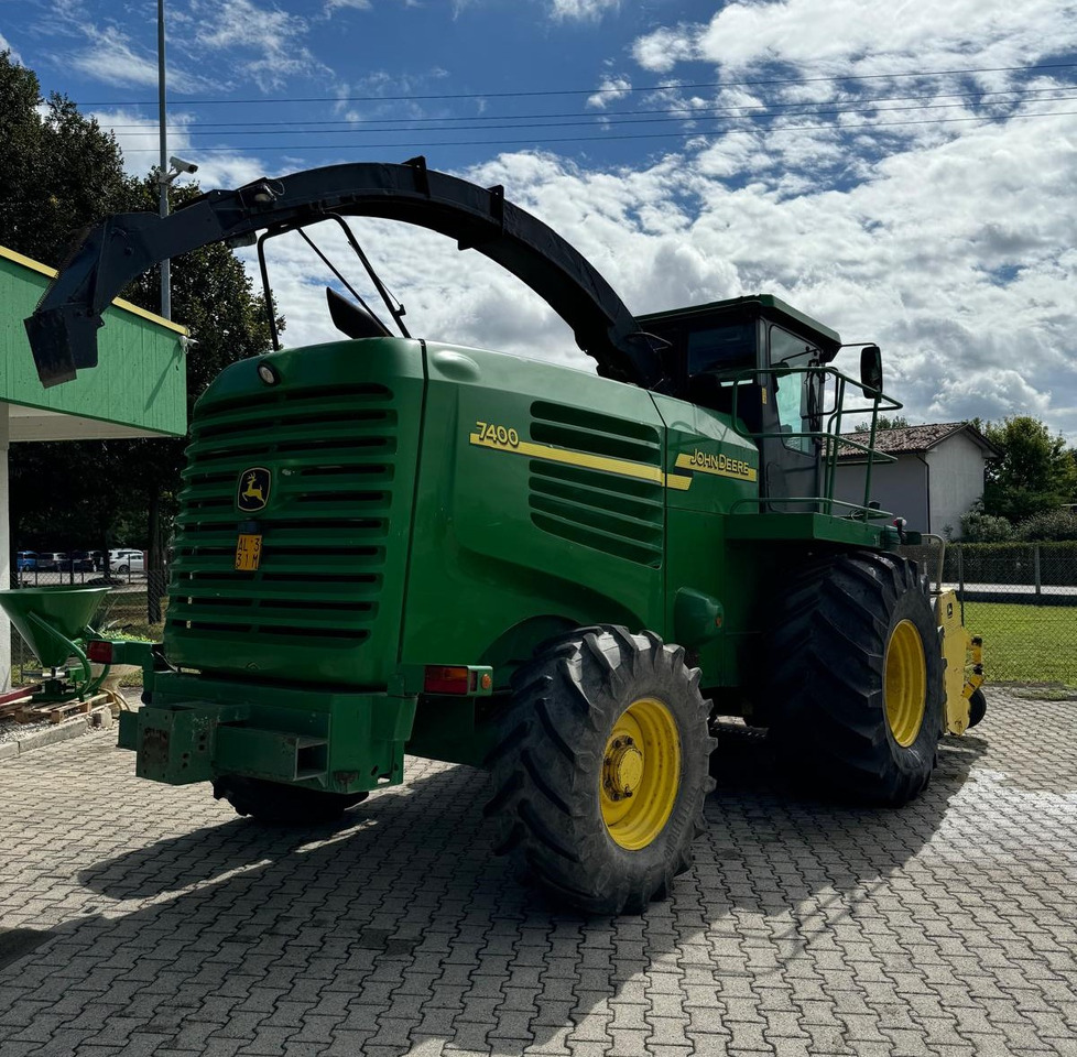 JOHN DEERE TRINCIA 7400 - 견인식 목초수확기 : 사진 3 JOHN DEERE TRINCIA 7400 - 견인식 목초수확기 : 사진 3