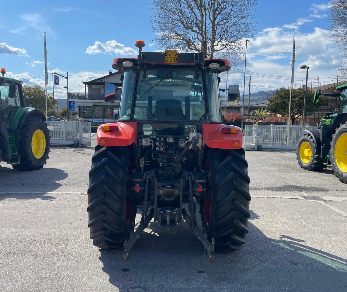 KUBOTA 5111 M - 장궤형 트랙터 : 사진 5 KUBOTA 5111 M - 장궤형 트랙터 : 사진 5
