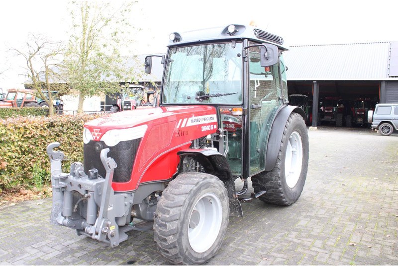 Massey Ferguson 3640 S - 장궤형 트랙터 : 사진 5 Massey Ferguson 3640 S - 장궤형 트랙터 : 사진 5