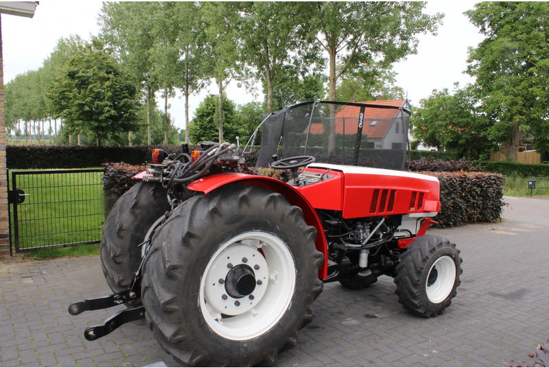 Steyr 8075 AS - 장궤형 트랙터 : 사진 4 Steyr 8075 AS - 장궤형 트랙터 : 사진 4