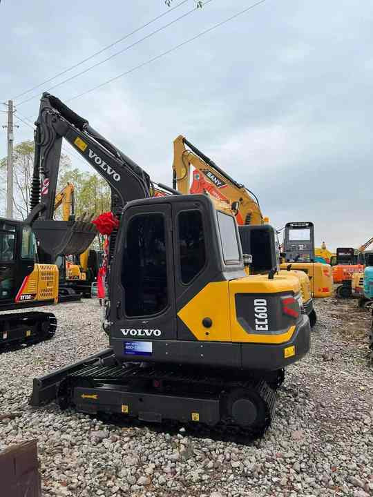 China Brand Used Volvo EC60D Mini Excavator 6ton Crawler Earth Digger Machine for Sale - 크롤러 굴삭기 : 사진 3 China Brand Used Volvo EC60D Mini Excavator 6ton Crawler Earth Digger Machine for Sale - 크롤러 굴삭기 : 사진 3