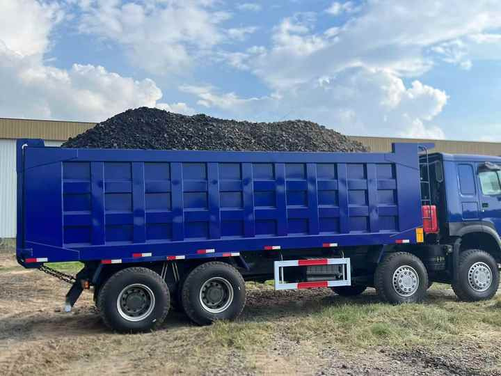 Chinese Brand SINOTRUK HOWO 371hp Dive by 8*4 12 Wheels Dump Truck for Sale Excellent Condition Howo Brand Dump Truck 6*4 8*4 - 덤프트럭 : 사진 4 Chinese Brand SINOTRUK HOWO 371hp Dive by 8*4 12 Wheels Dump Truck for Sale Excellent Condition Howo Brand Dump Truck 6*4 8*4 - 덤프트럭 : 사진 4