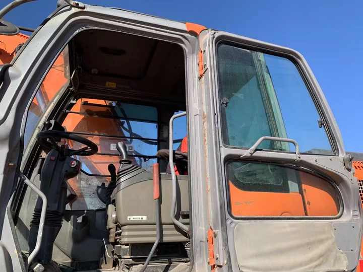 HITACHI ZX300 Excavator, Original Japan Surplus Hitachi ZX300 for Sale - 굴착기 : 사진 4 HITACHI ZX300 Excavator, Original Japan Surplus Hitachi ZX300 for Sale - 굴착기 : 사진 4