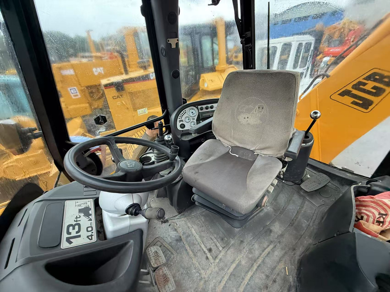 JCB 3CX - 휠 굴삭기 : 사진 4 JCB 3CX - 휠 굴삭기 : 사진 4