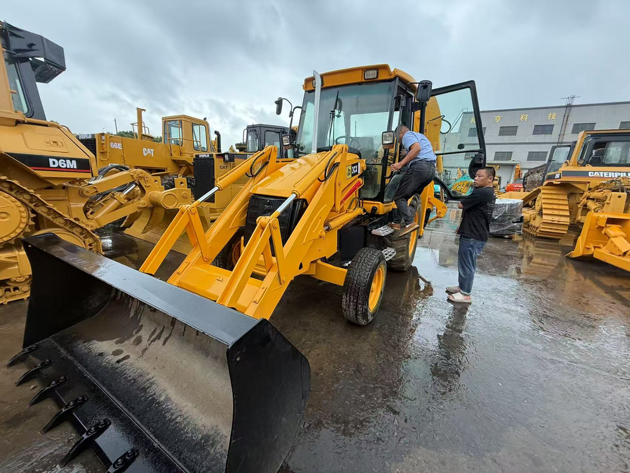 JCB 3CX - 휠 굴삭기 : 사진 2 JCB 3CX - 휠 굴삭기 : 사진 2