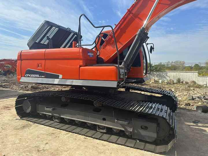 Second Hand Doosan Dx225 Excavator 20tons Middle Machine for Sale Excellent Condition Doosan Dx225 300 Hot Sale Machine - 크롤러 굴삭기 : 사진 3 Second Hand Doosan Dx225 Excavator 20tons Middle Machine for Sale Excellent Condition Doosan Dx225 300 Hot Sale Machine - 크롤러 굴삭기 : 사진 3