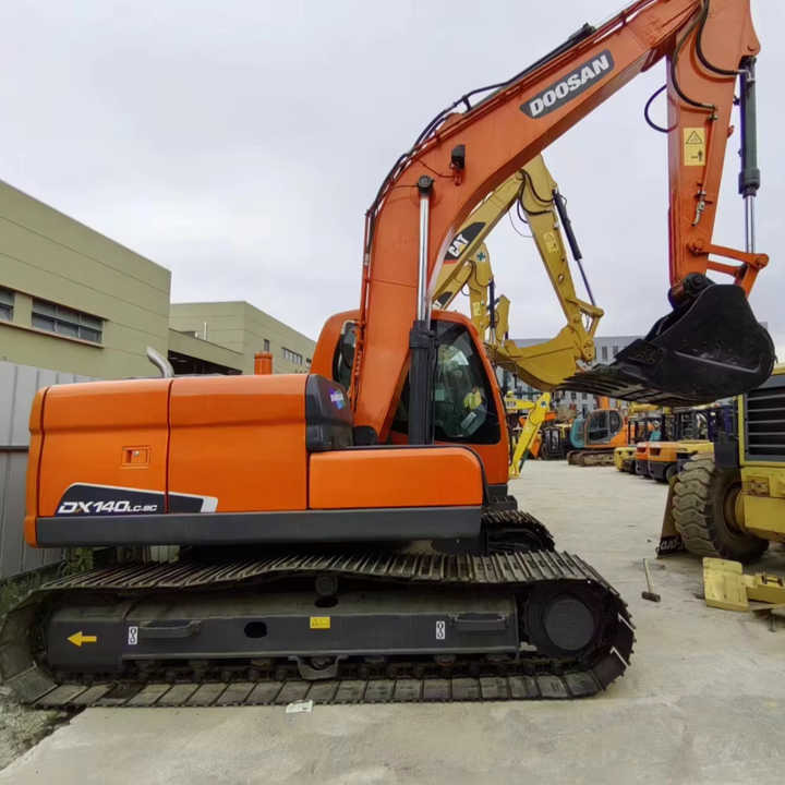 Used Digger DOOSAN DX140 Construction Machinery Construction Digger Used DOOSAN DX140 Cheap Excavator - 크롤러 굴삭기 : 사진 1 Used Digger DOOSAN DX140 Construction Machinery Construction Digger Used DOOSAN DX140 Cheap Excavator - 크롤러 굴삭기 : 사진 1