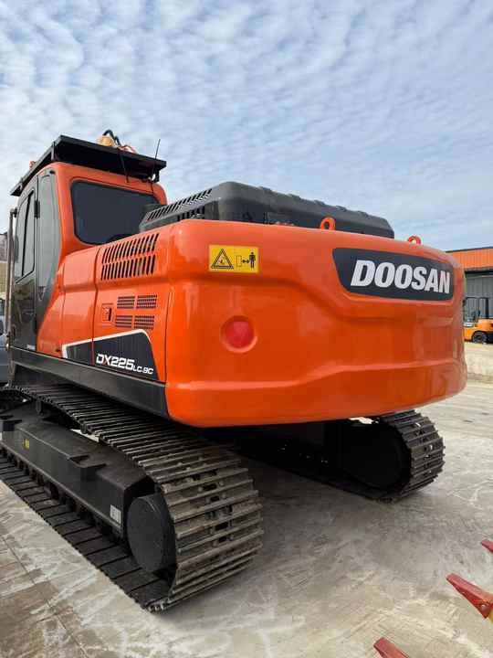크롤러 굴삭기 Used Digger Doosan DX225LC-9T Construction Machinery Construction Digger Used Doosan DX225LC-9T Cheap Excavator : 사진 6