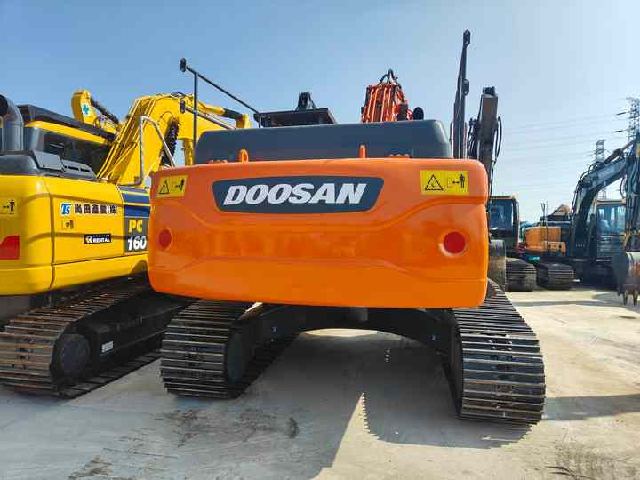Used Doosan DX300LC-9C Excavator with Little Time Used in Excellent Condition Korea Brand Doosan 30 Tons Excavator for Sale - 굴착기 : 사진 3 Used Doosan DX300LC-9C Excavator with Little Time Used in Excellent Condition Korea Brand Doosan 30 Tons Excavator for Sale - 굴착기 : 사진 3