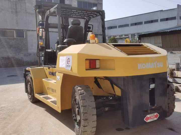 Used Original Japan Brand komatsu 15tons Forklift for Sale Low Working Hours Strong Power - 지게차 : 사진 2 Used Original Japan Brand komatsu 15tons Forklift for Sale Low Working Hours Strong Power - 지게차 : 사진 2