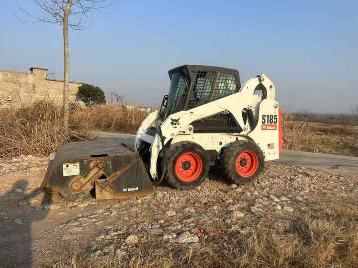 Used bobcat s185 skid steer loader on sale 100% excellent condition bobcat brand s185 s300 s550 s16 s18 skid steer sale - 스키드 스티어 로더 : 사진 5 Used bobcat s185 skid steer loader on sale 100% excellent condition bobcat brand s185 s300 s550 s16 s18 skid steer sale - 스키드 스티어 로더 : 사진 5